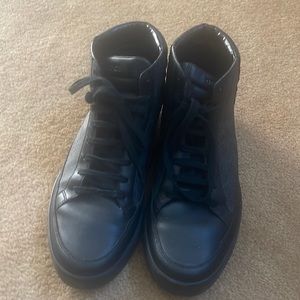 Men Gucci shoes size 8.5